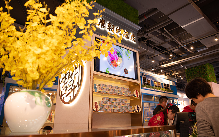 網(wǎng)紅餐廳的餐飲裝修設計及裝飾需要注意哪些問題？